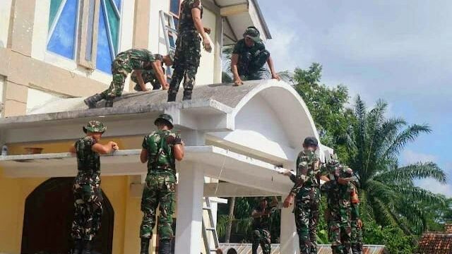 Kodim 0427/Way Kanan melaksanakan kegiatan karya bhakti